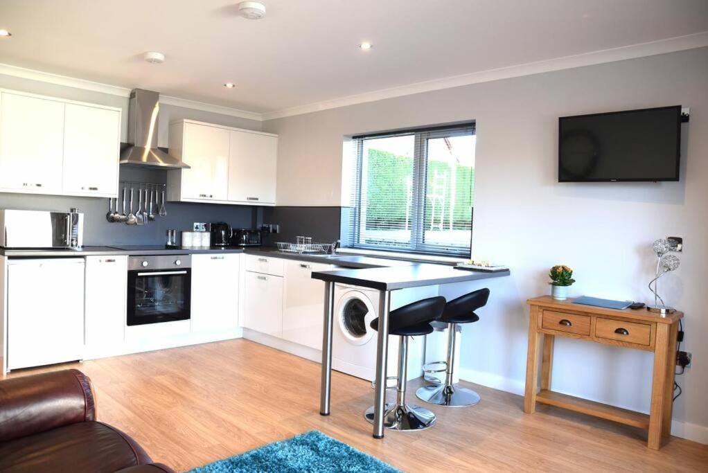 Rammal Lodge - Entire Home, Self Catering Apartment In Inverness Bagian luar foto
